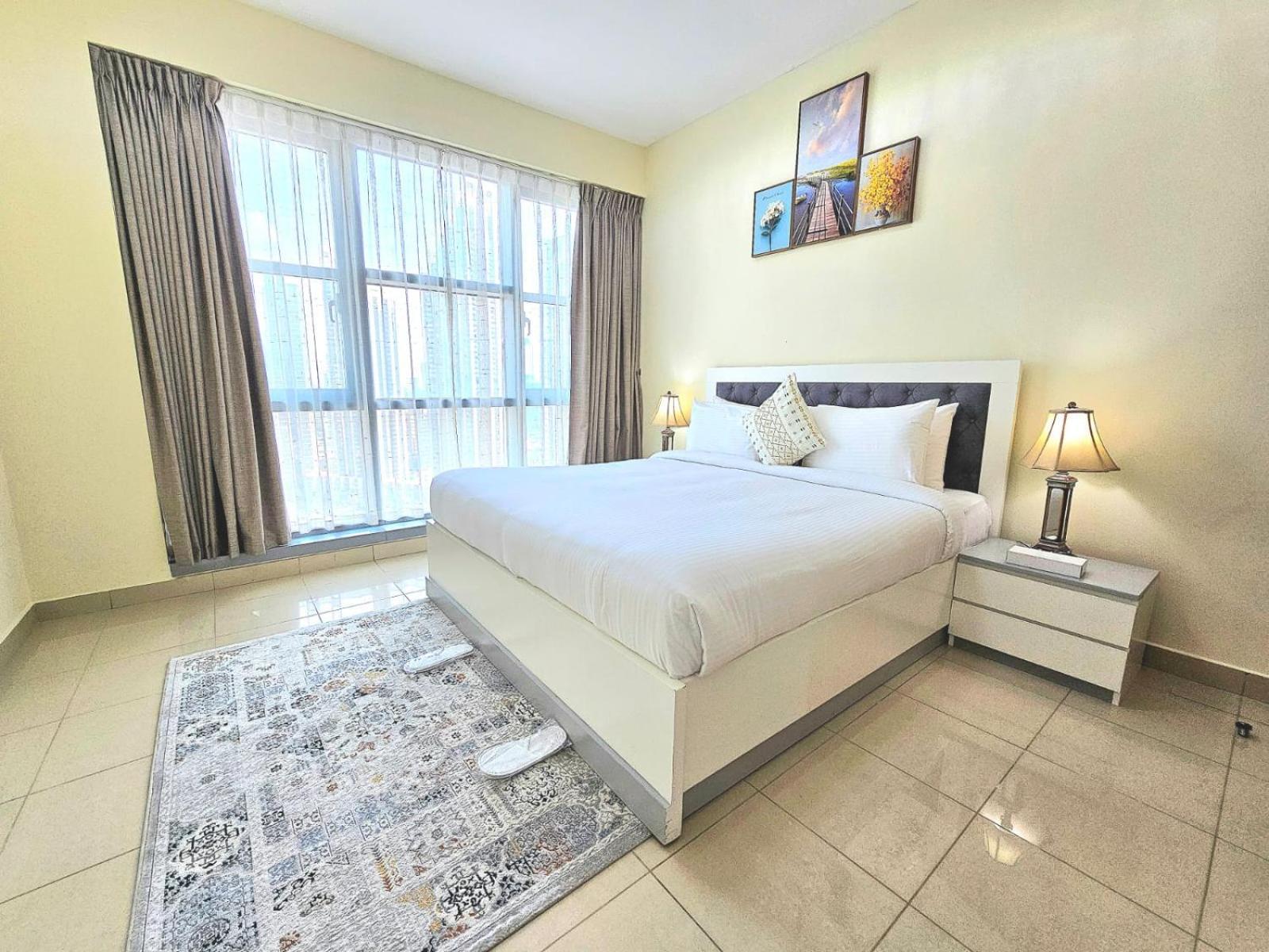 Trinity Holiday Homes - Standpoint Tower Downtown Dubaï Extérieur photo