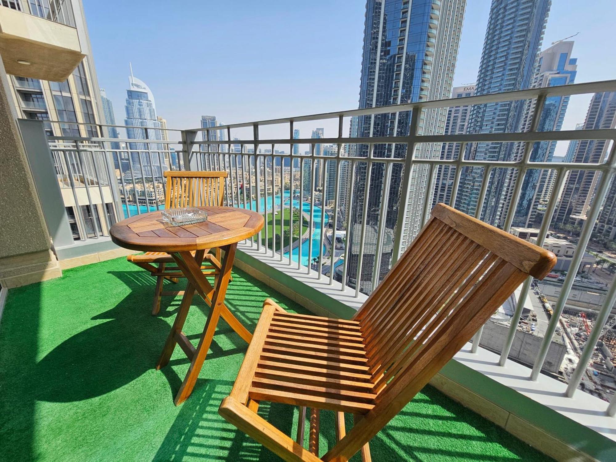 Trinity Holiday Homes - Standpoint Tower Downtown Dubaï Extérieur photo