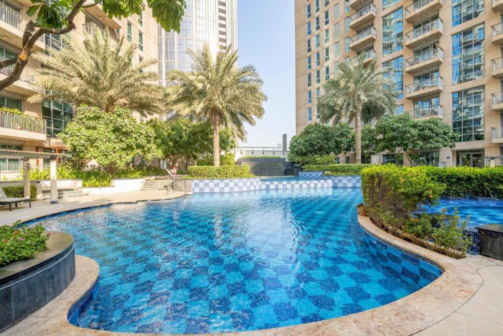 Trinity Holiday Homes - Standpoint Tower Downtown Dubaï Extérieur photo